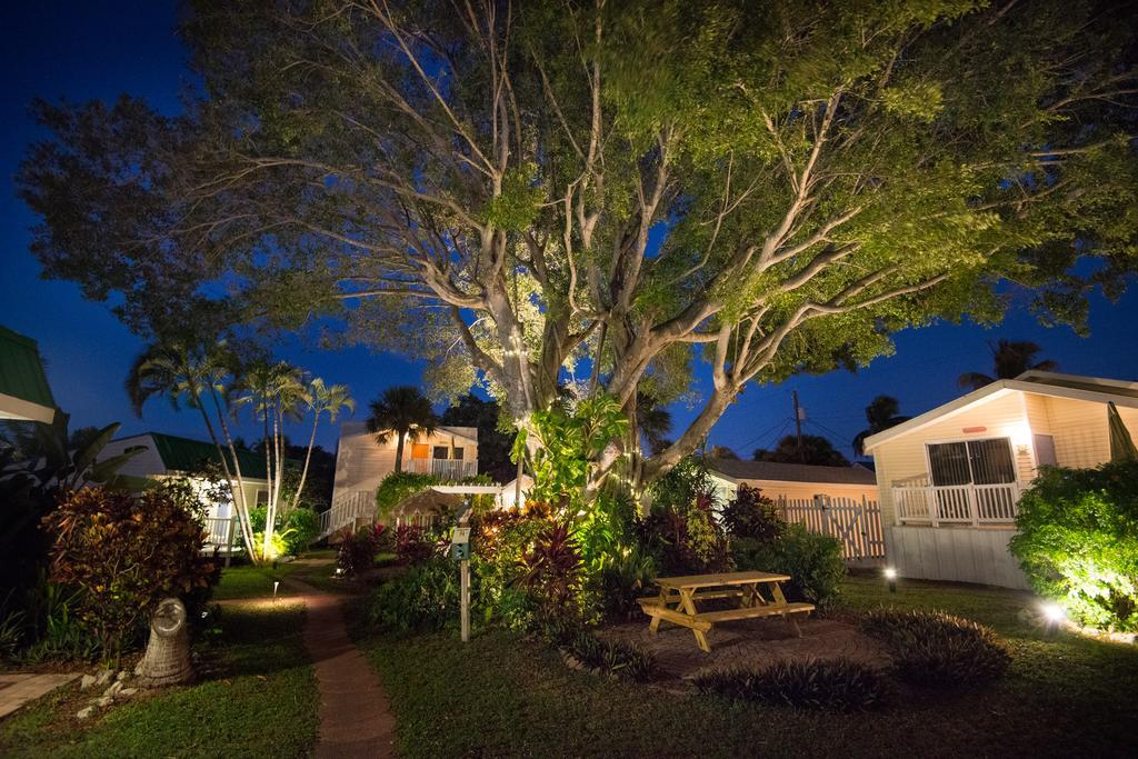 Silver Sands Villas Fort Myers Beach Exteriör bild